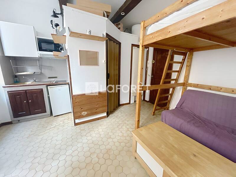 Maison à louer, 17m², MARSEILLE 6E