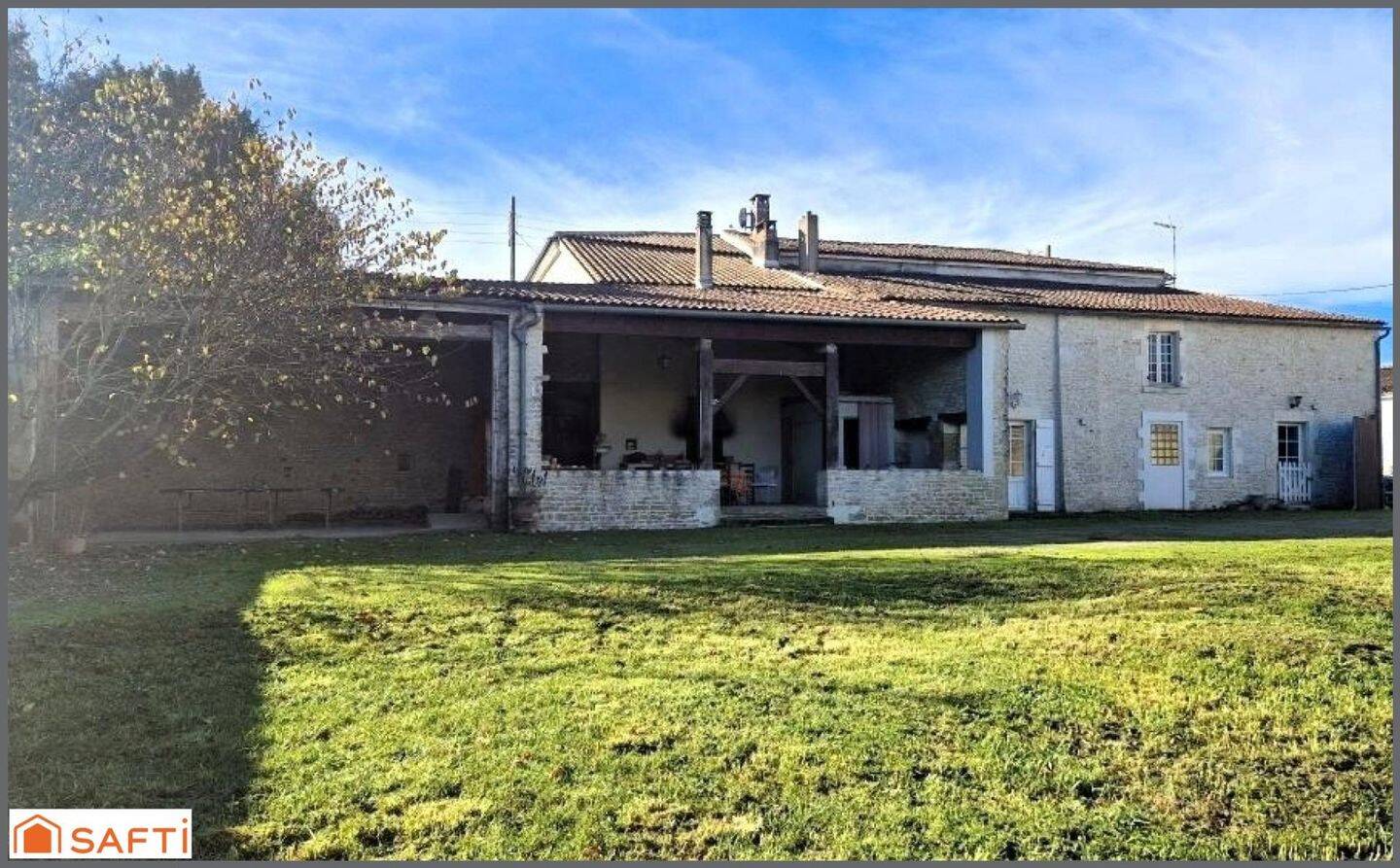 Maison à vendre, 312m², SAINT SAUVEUR D'AUNIS