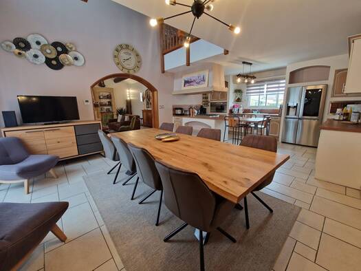 Maison à vendre 570 000 € 6 pièces 3 chambres 196 m² 912 m² de terrain Les Grezes-Les Travailleurs Montélimar 26200