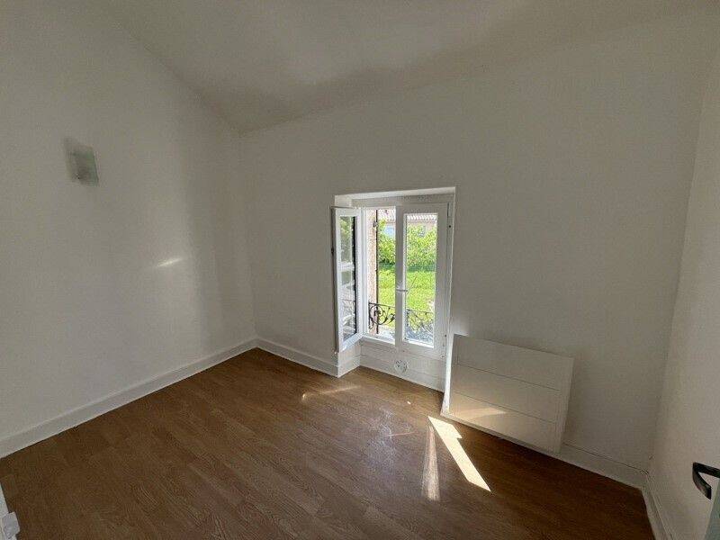 Maison à louer, 88m², THIVIERS