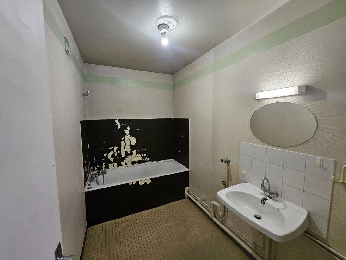 IDEAL COLOCATION A 2 (ou famille): VILLEURBANNE metro Flachet — 8