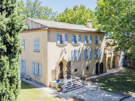 Maison à louer 7 585 € 7 pièces 6 chambres 346,8 m² Celony la calade Aix-en-Provence 13090