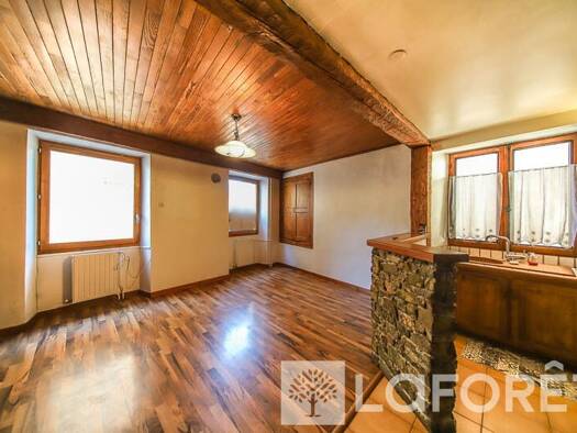Maison à vendre 189 000 € 3 pièces 2 chambres 61 m² Centre Historique Embrun 05200