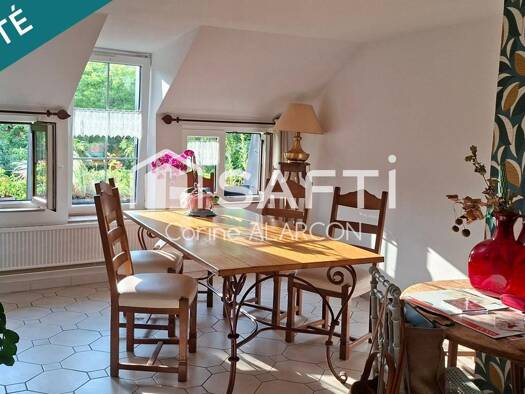 Duplex à vendre 179 900 € 6 pièces 3 chambres 130 m² Étage 2/3 Victor Hugo Nord Charleville-Mézières 08000
