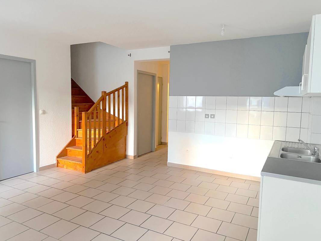Maison à louer, 61m², LA VOULTE SUR RHONE