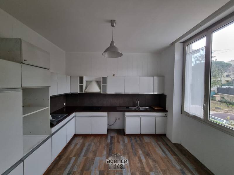 Maison à louer, 101m², MARSEILLE 12E