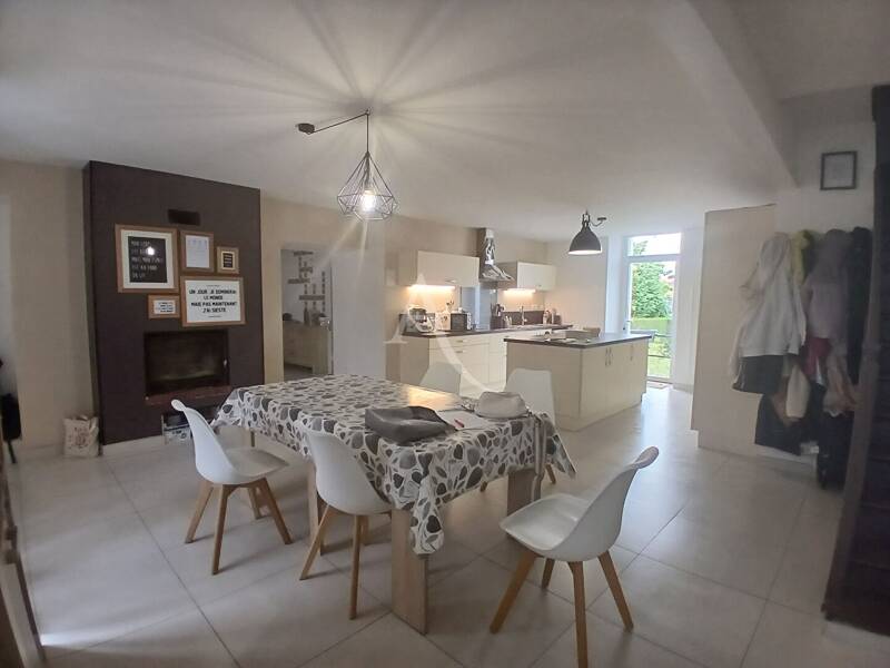 Maison à louer, 160m², SAINT LAURENT SUR SEVRE