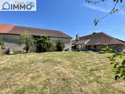 Maison à vendre 226 000 € 6 pièces 3 chambres 143 m² 3 360 m² de terrain La Villeneuve-au-Chêne 10140