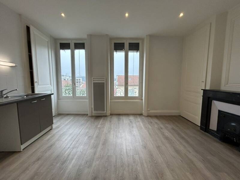 Maison à louer, 48m², TASSIN LA DEMI LUNE