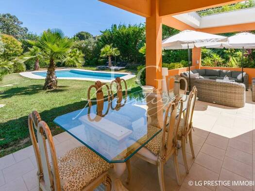 Maison de plain-pied à vendre 1 390 000 € 4 pièces 3 chambres 141,01 m² 1 235 m² de terrain Le Grand Duc-Minelle Mandelieu-la-Napoule 06210
