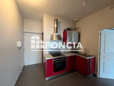 Appartement à louer 670 € 2 pièces 1 chambre 47,3 m² 1er étage Vieil Angoulême-Centre Ville Angoulême 16000