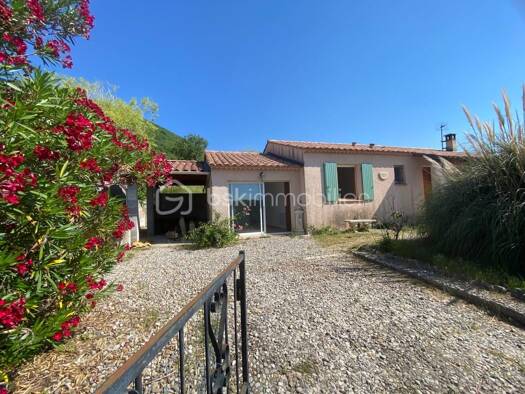 Maison de plain-pied à vendre 256 000 € 5 pièces 4 chambres 93 m² 1 310 m² de terrain Banon 04150