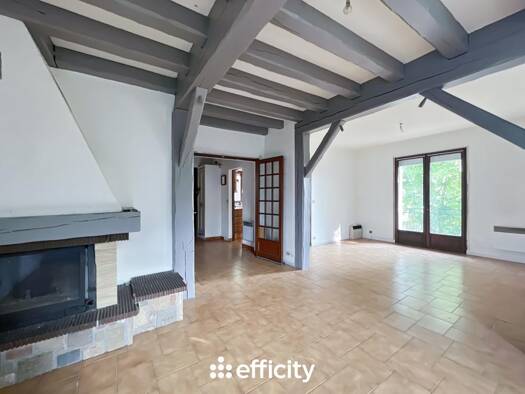 Maison à vendre 250 000 € 8 pièces 5 chambres 215 m² 920 m² de terrain Ville Haute Nord Coulommiers 77120