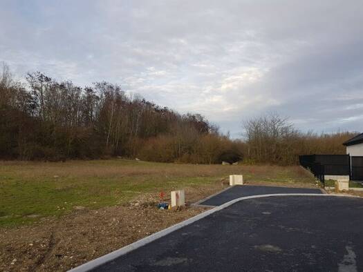 Terrain constructible à vendre 89 050 € 685 m² de terrain Centre Nœux-les-Mines 62290