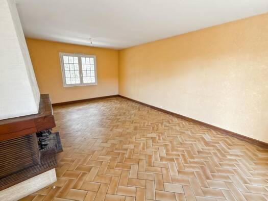 Maison à vendre 249 000 € 4 pièces 3 chambres 89 m² 1 358 m² de terrain Saint-Cyr-en-Val 45590