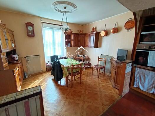 Maison à vendre 79 500 € 4 pièces 2 chambres 102 m² 501 m² de terrain Les Ormes 86220