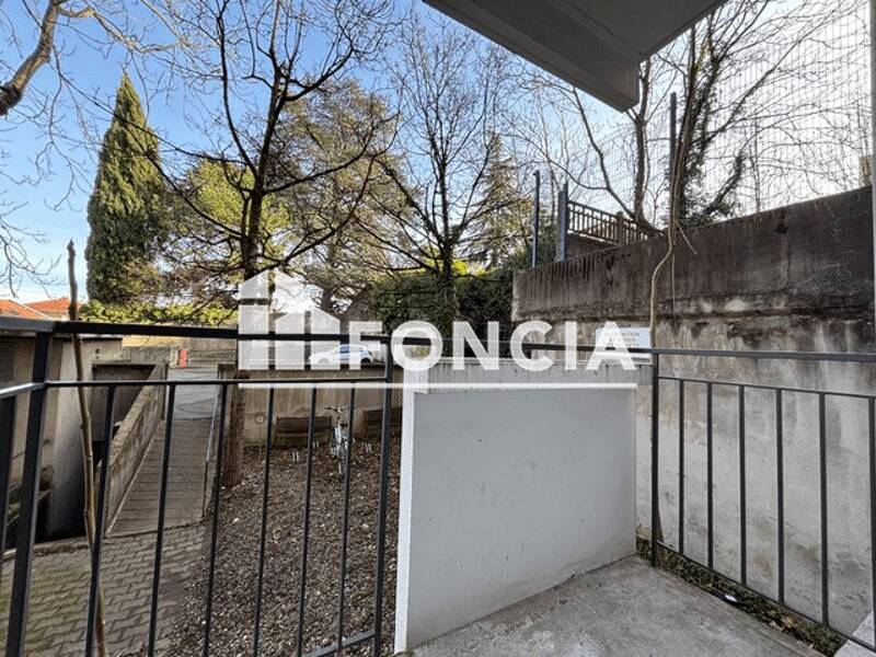 Maison à louer, 27m², LYON 3E