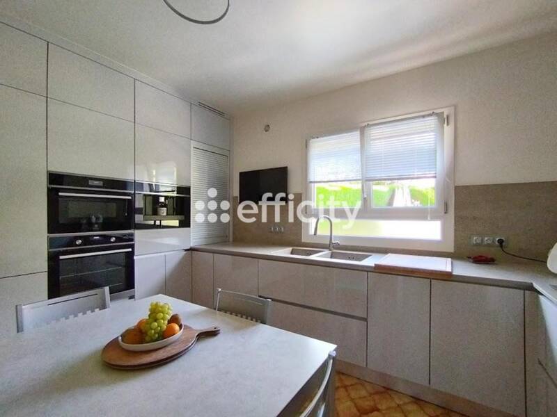 Maison à vendre, 145m², SAINT ARNOULT EN YVELINES