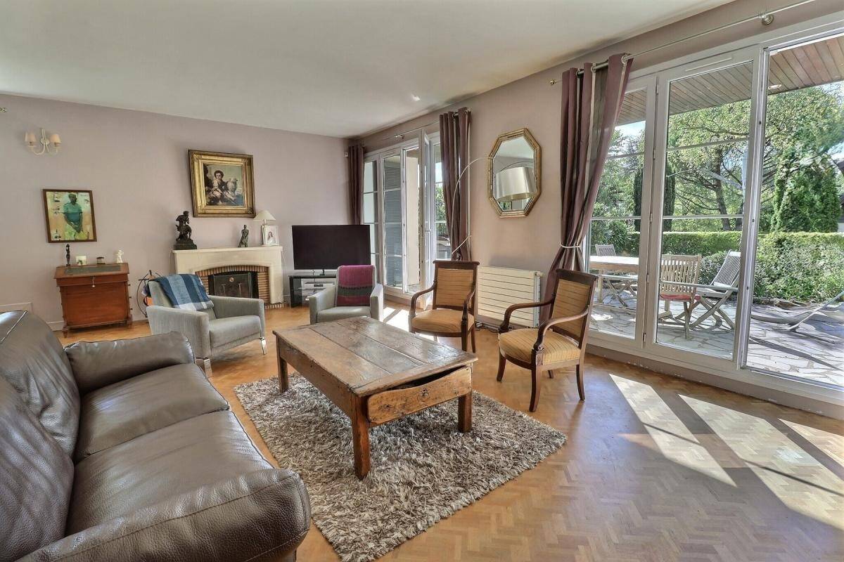 Maison à vendre, 214m², SAINT NOM LA BRETECHE