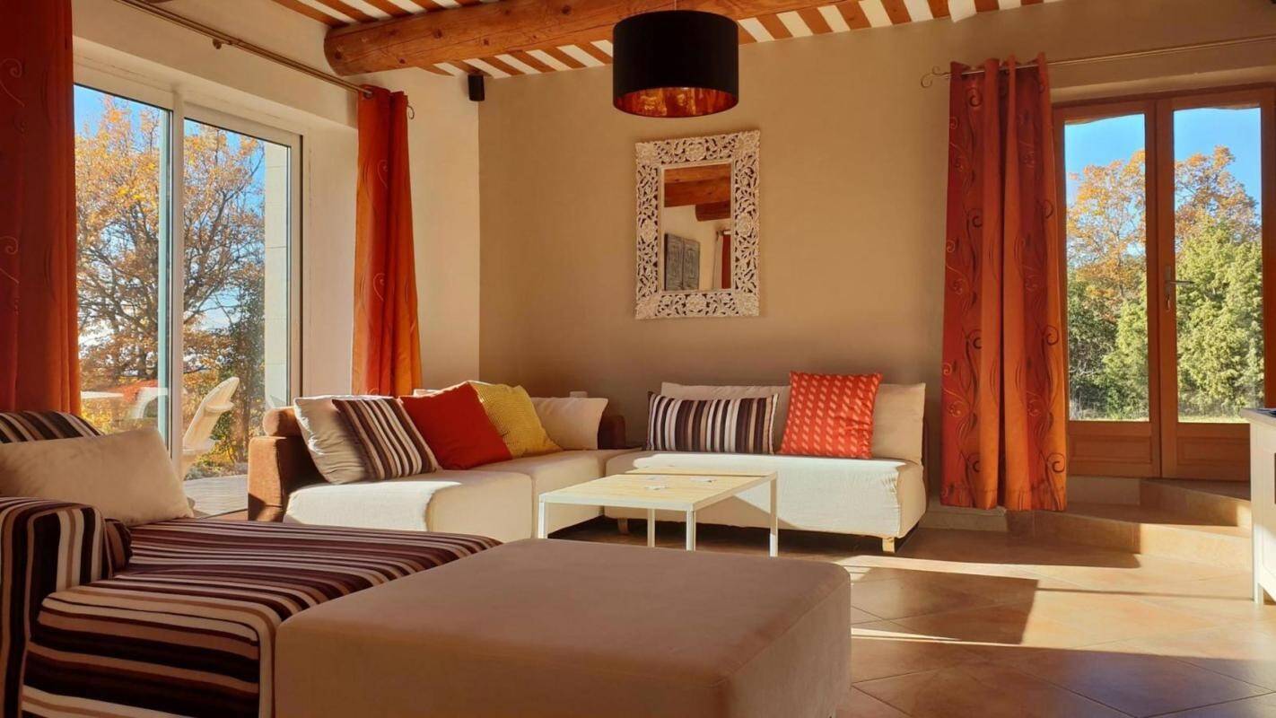 Maison à vendre, 245m², SAINT SATURNIN LES APT