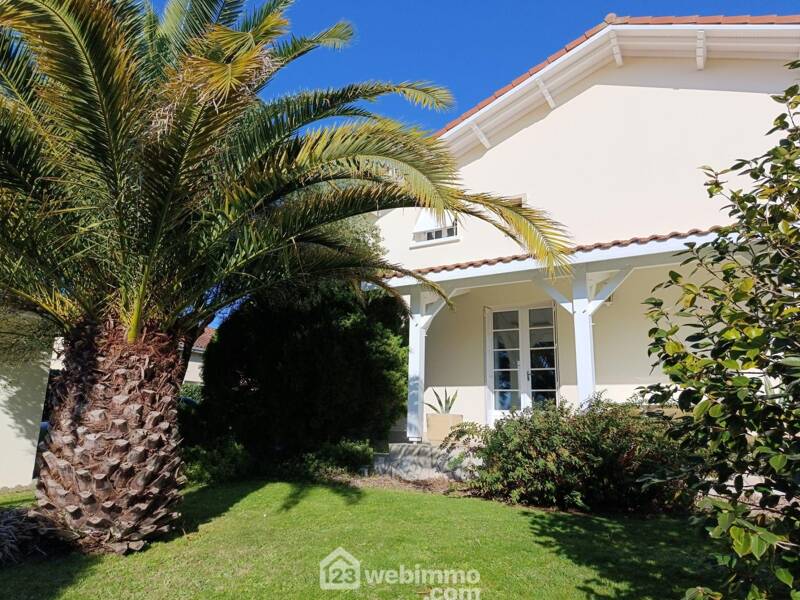 Maison à vendre, 154m², HAGETMAU