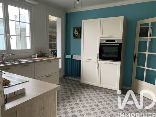 Maison de plain-pied à vendre 245 000 € 6 pièces 4 chambres 184 m² 555 m² de terrain Les Lucs-sur-Boulogne 85170