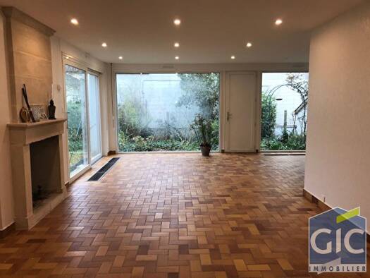 Maison de plain-pied à louer 1 679 € 7 pièces 5 chambres 157 m² Beaulieu-Maladrerie-Saint Paul Caen 14000