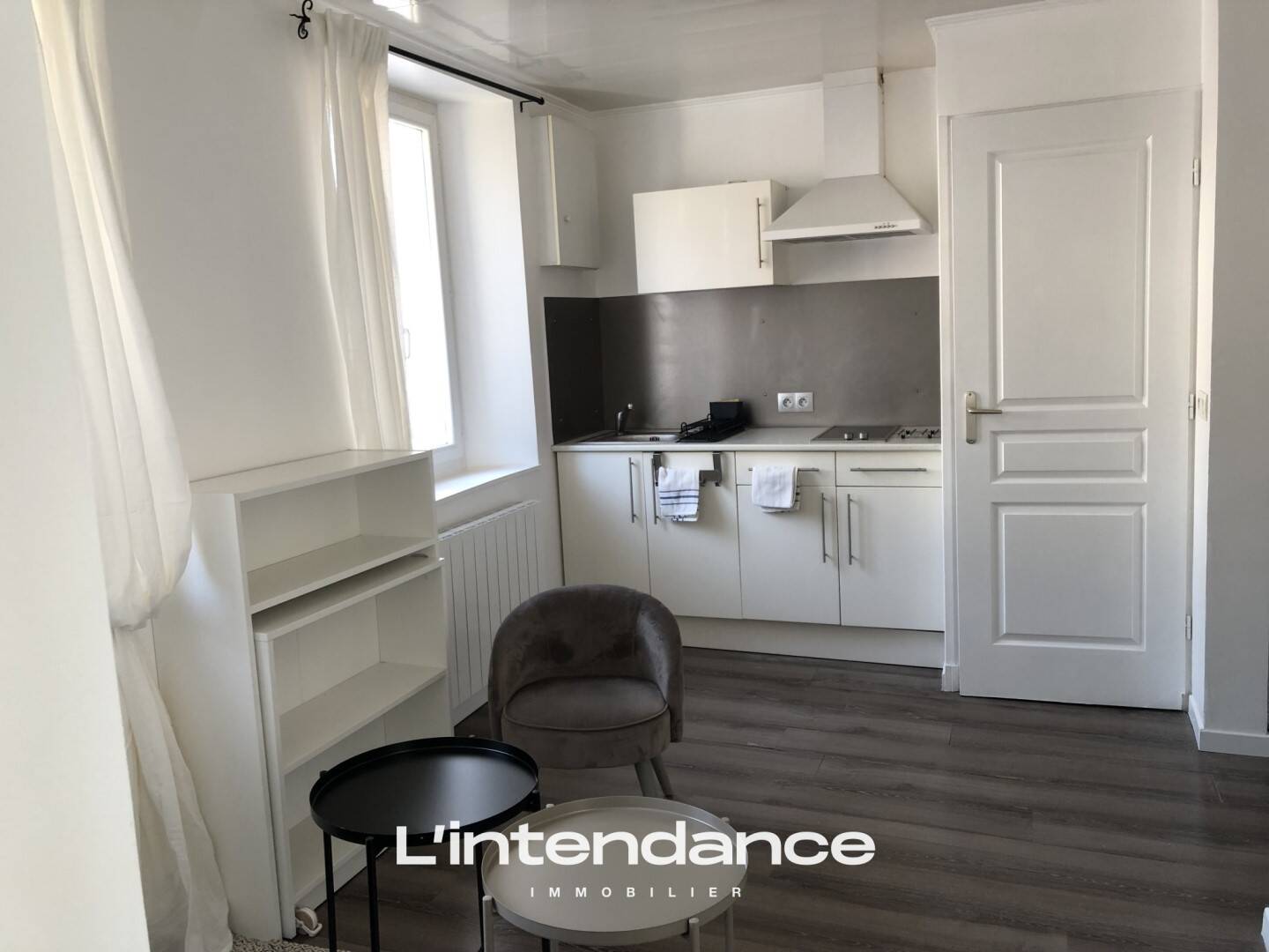 Maison à louer, 25m², HYERES