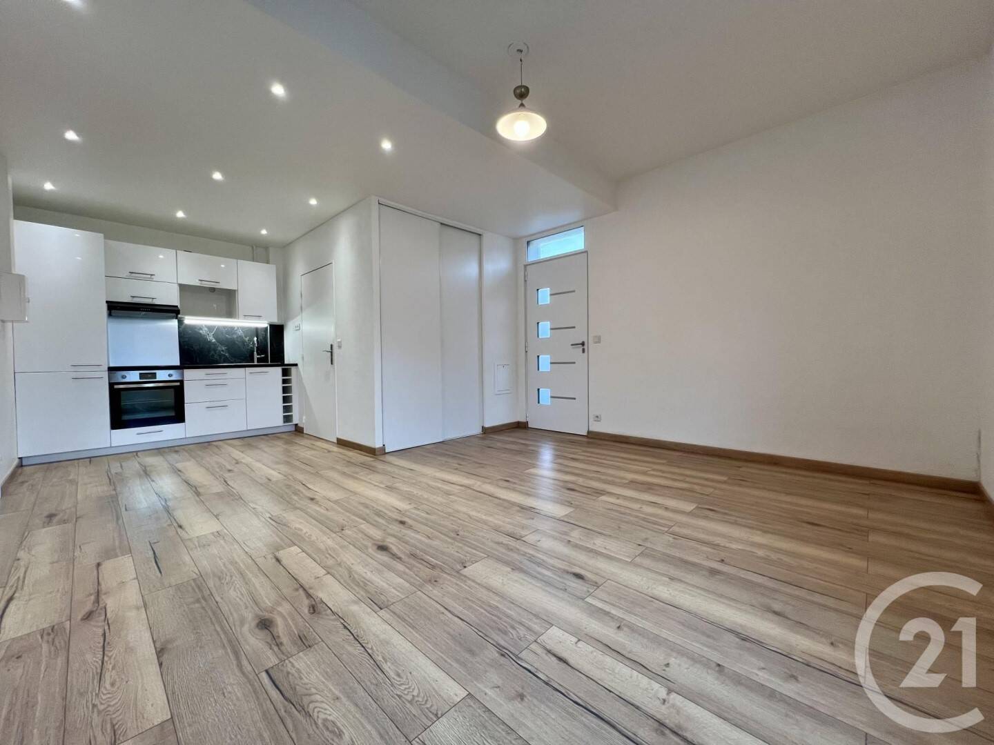 Maison à louer, 43m², COURCOURONNES