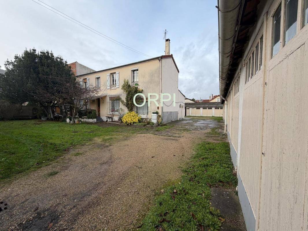Maison à vendre, 221m², VITRY SUR SEINE