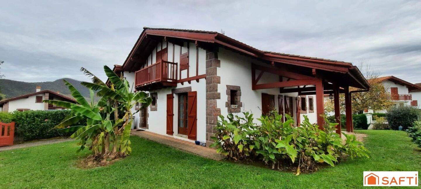 Maison à vendre, 157m², SAINT JEAN PIED DE PORT