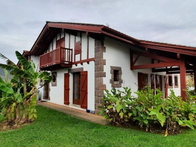 Maison à vendre, 157m², SAINT JEAN PIED DE PORT