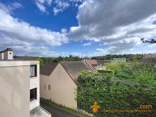 Appartement à louer 990 € 2 pièces 1 chambre 30 m² 2ème étage Centre Ville Rueil-Malmaison 92500