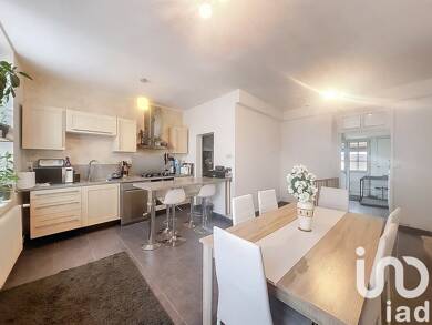 Maison de ville à vendre 172 000 € 5 pièces 3 chambres 98 m² 224 m² de terrain Ézy-sur-Eure 27530