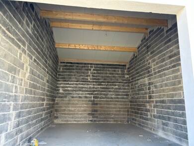 Local commercial à vendre 115 940 € 68,2 m² de surface de vente divisible Ayherre 64240