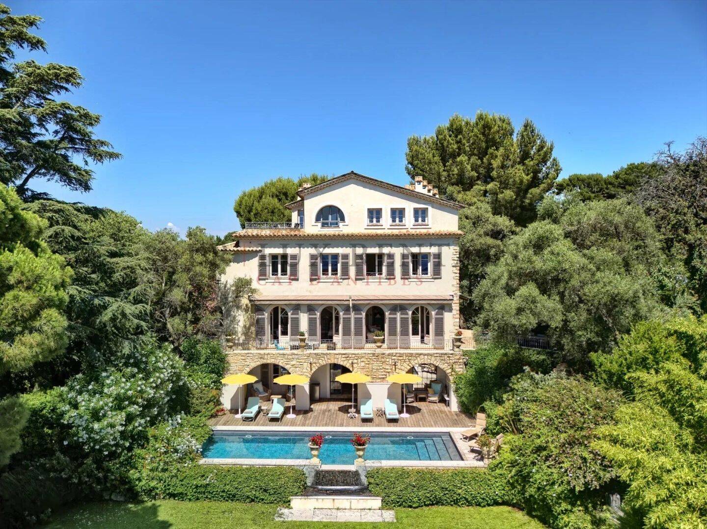 Maison à vendre, 260m², ANTIBES