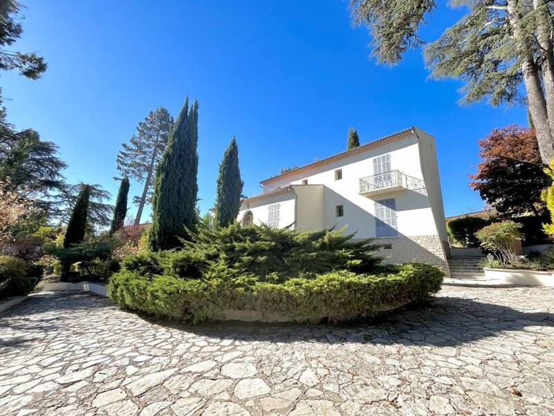 Maison à vendre, 194m², GREOUX LES BAINS