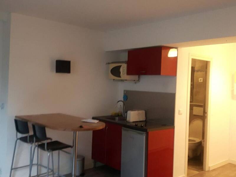 Maison à louer, 23m², PARIS 18E
