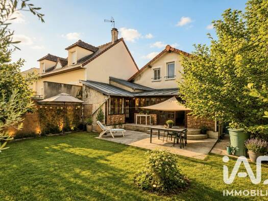 Maison à vendre 594 000 € 6 pièces 3 chambres 123 m² 298 m² de terrain Adamville Saint-Maur-des-Fossés 94100