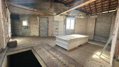 Appartement à vendre 105 000 € 4 pièces 3 chambres 133,7 m² RDC/2 La Plaine Saint-Marcellin 38160
