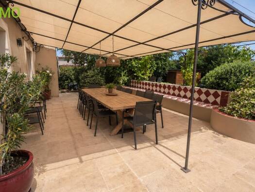 Villa à vendre 939 900 € 10 pièces 7 chambres 263 m² 1 005 m² de terrain Nord RN Puget-sur-Argens 83480