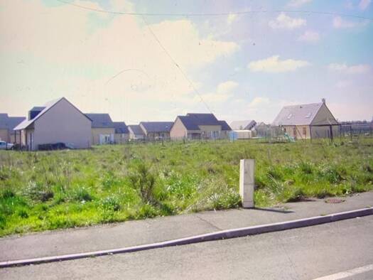 Terrain à vendre 65 400 € 1 119 m² de terrain Rugles 27250