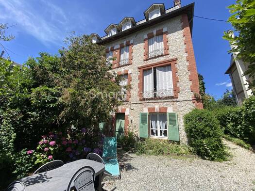 Immeuble à vendre 260 000 € 300 m² Bagnoles de l'Orne Normandie 61140