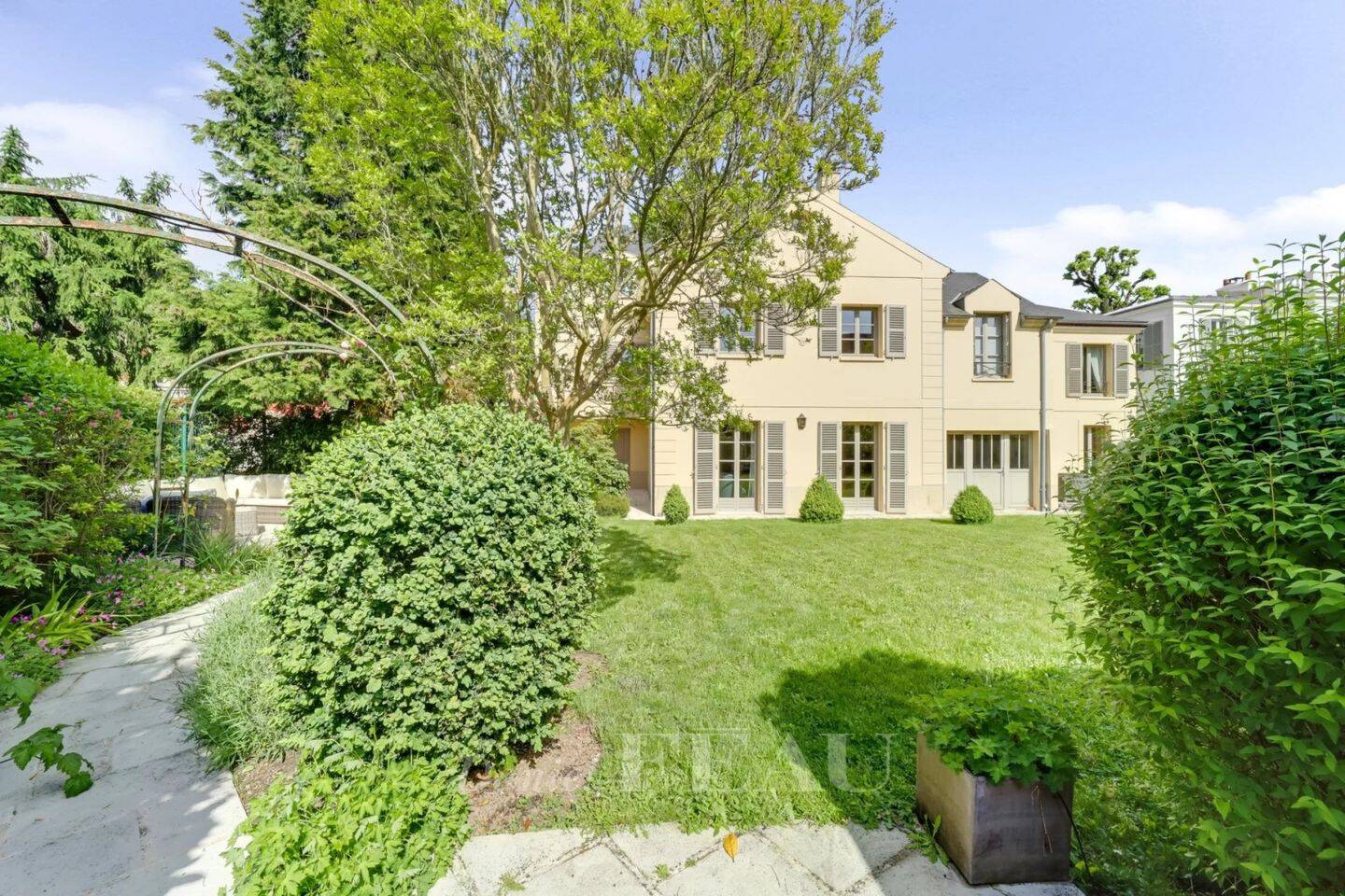 Maison à vendre, 340m², VERSAILLES