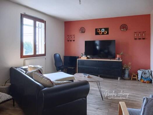 Maison à vendre 186 000 € 6 pièces 3 chambres 160 m² 816 m² de terrain Louailles 72300