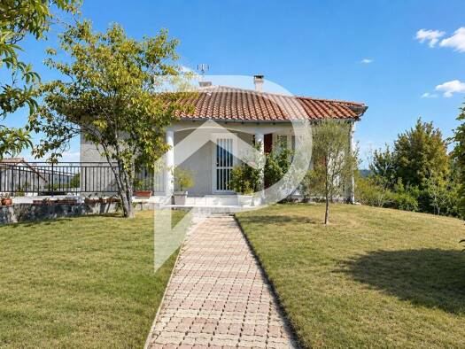 Maison à vendre 198 000 € 5 pièces 3 chambres 91,72 m² 1 532 m² de terrain Saint-Affrique-les-Montagnes 81290
