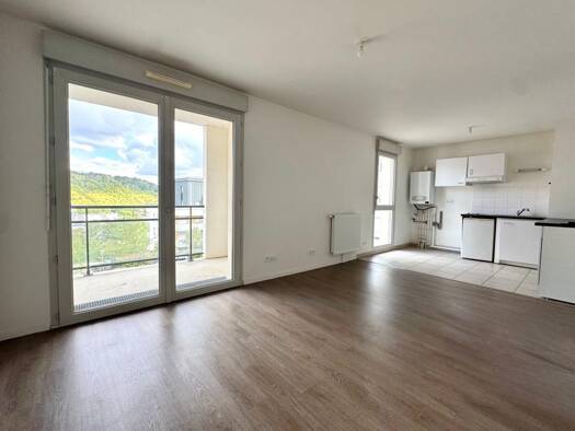 Appartement à vendre 110 000 € 2 pièces 1 chambre 43 m² Table de Pierre-Preaux-Val Saint Martin Darnétal 76160