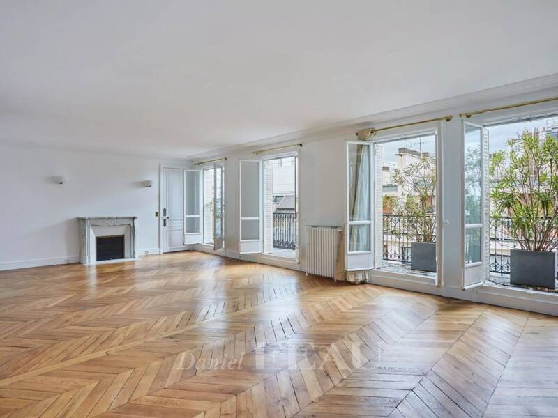 Maison à louer, 231m², PARIS 16E