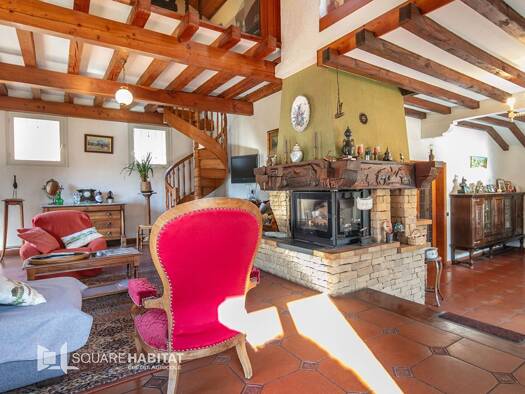 Maison à vendre 448 000 € 5 pièces 3 chambres 181 m² 1 294 m² de terrain Le Gua 38450