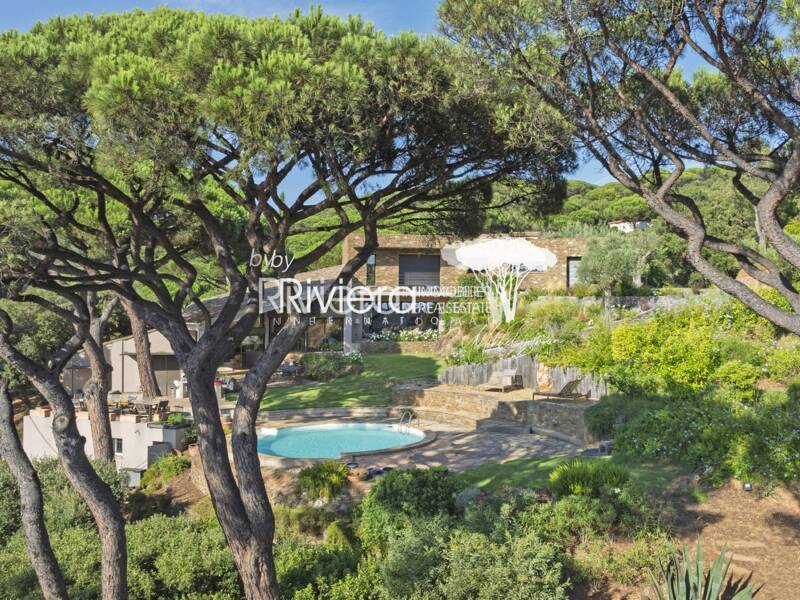 Maison à vendre, 365m², LA CROIX VALMER